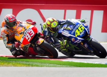 Perang Mekanisme Pembelaan Diri Ala Marquez dan Rossi