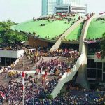Menolak Lupa Rezim Suharto/Orba yang Militeristik dan Represif